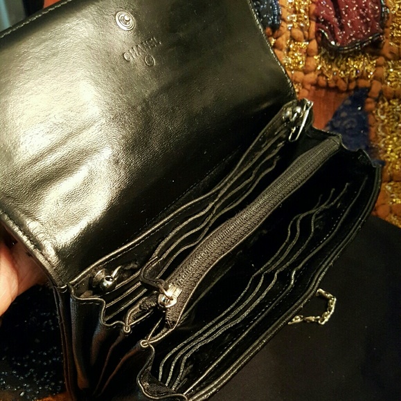 🐠 Chanel Quilted Lambskin (WOC) - Picture 3 of 8